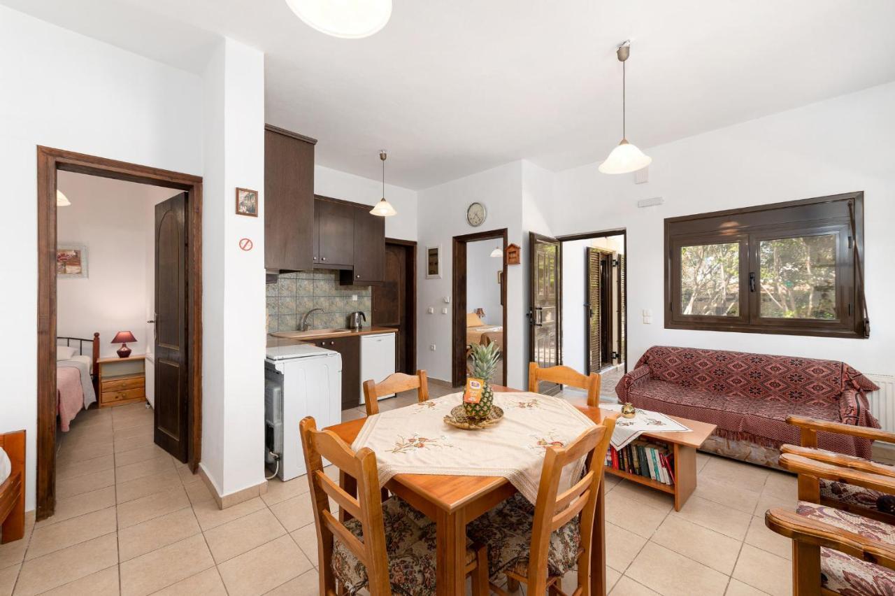 Villas Alexandros カラマキ エクステリア 写真